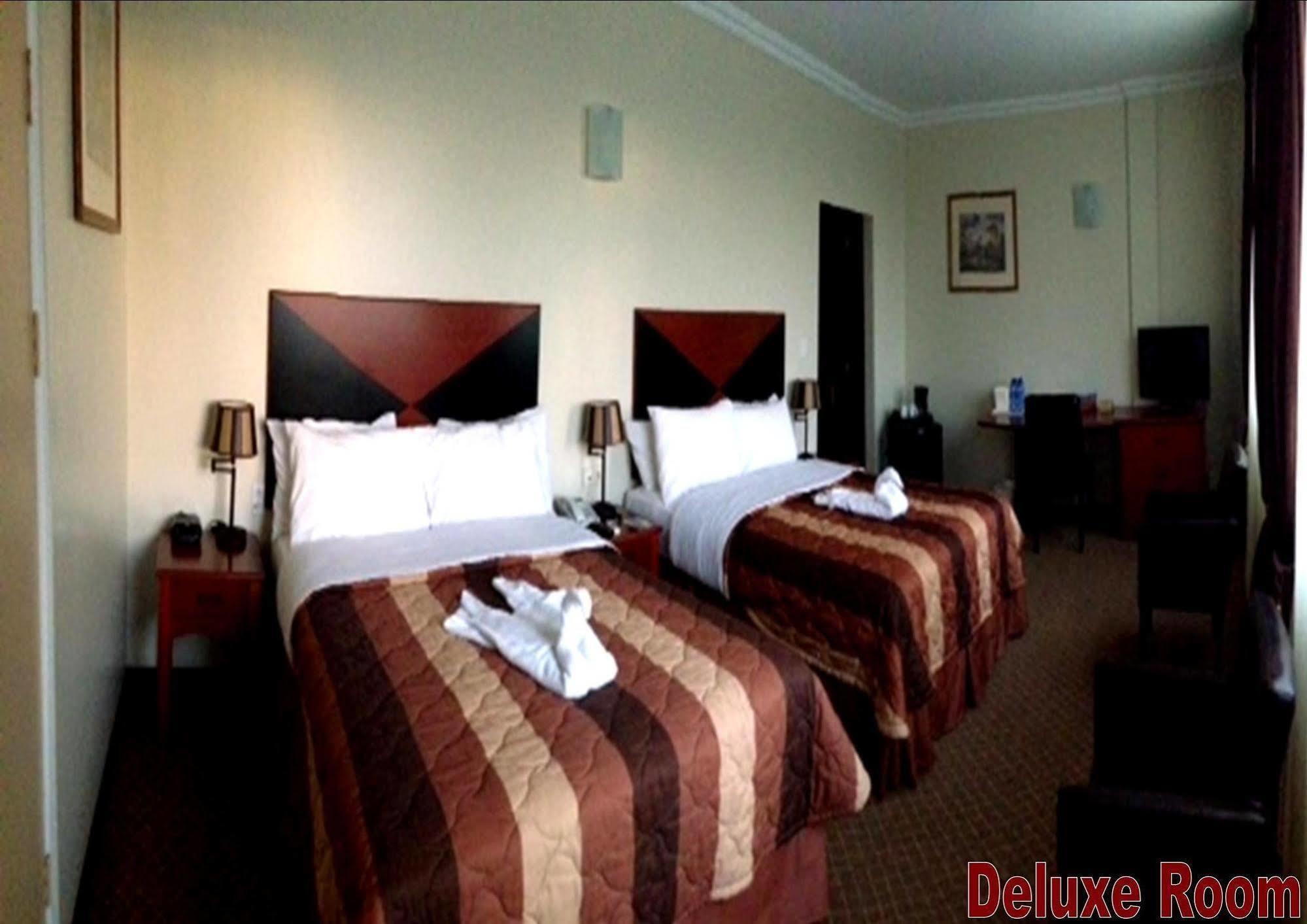 Hotel Elegance Nv Парамарибо Екстериор снимка
