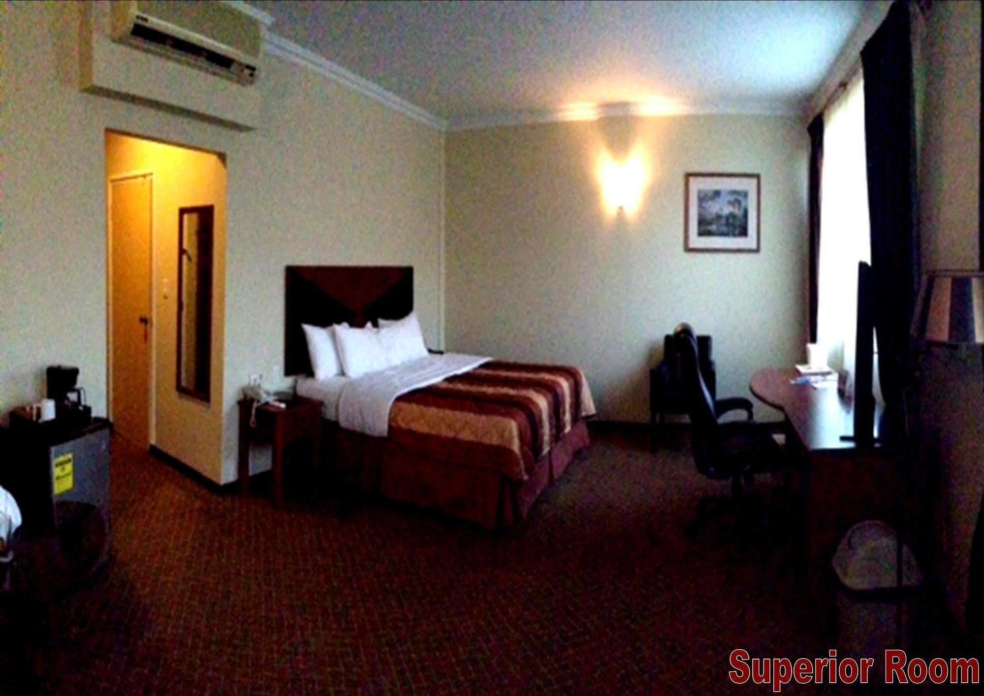 Hotel Elegance Nv Парамарибо Екстериор снимка