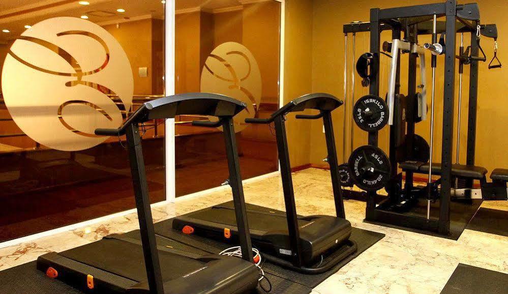 Hotel Elegance Nv Парамарибо Екстериор снимка