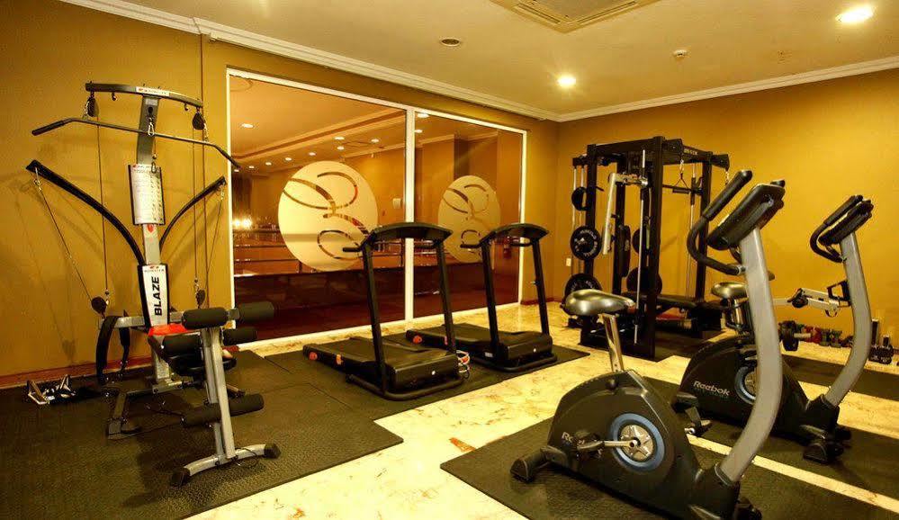 Hotel Elegance Nv Парамарибо Екстериор снимка